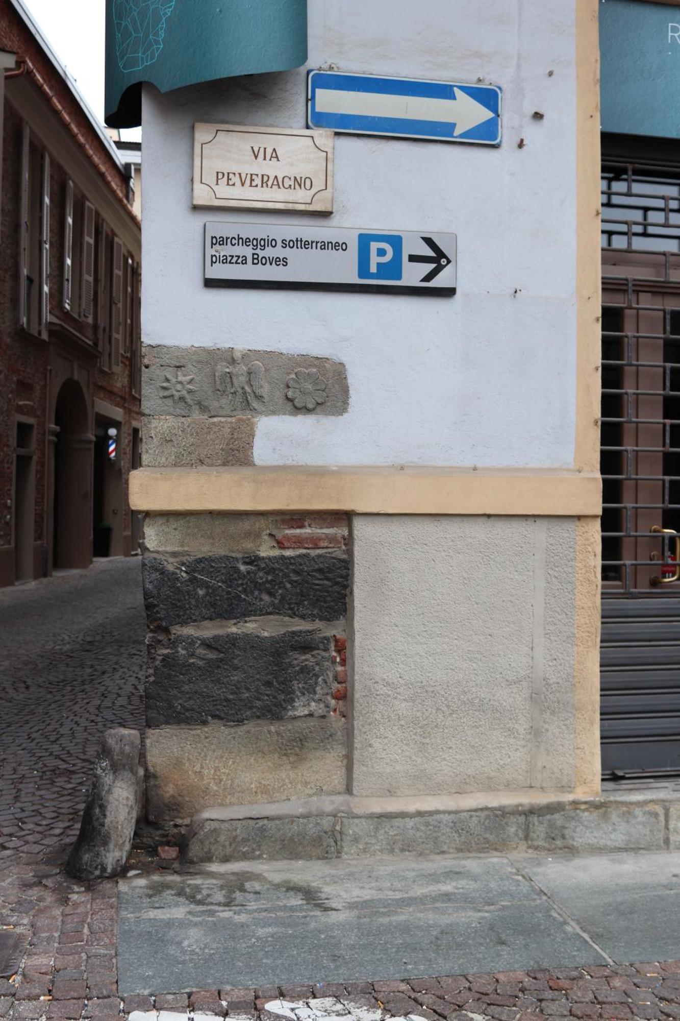 Il Ni Cuni Apartment Cuneo Bagian luar foto