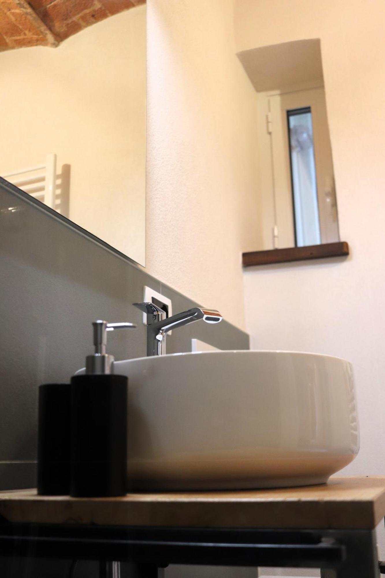 Il Ni Cuni Apartment Cuneo Bagian luar foto